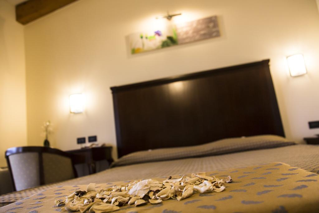 Hotel Regio Rubiera Camera foto