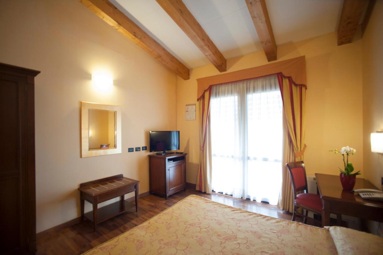 Hotel Regio Rubiera Camera foto